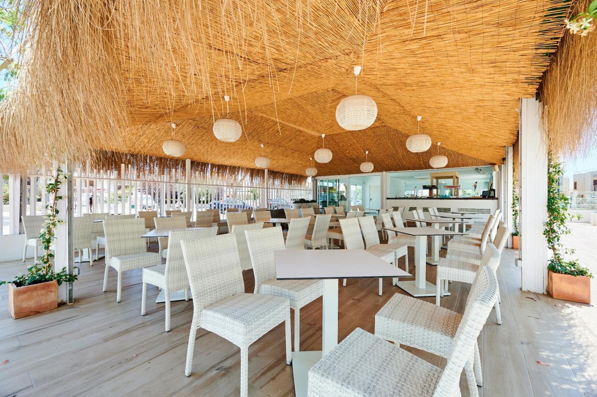 호텔 로크 보카치오 알쿠디아 항구 외부 사진